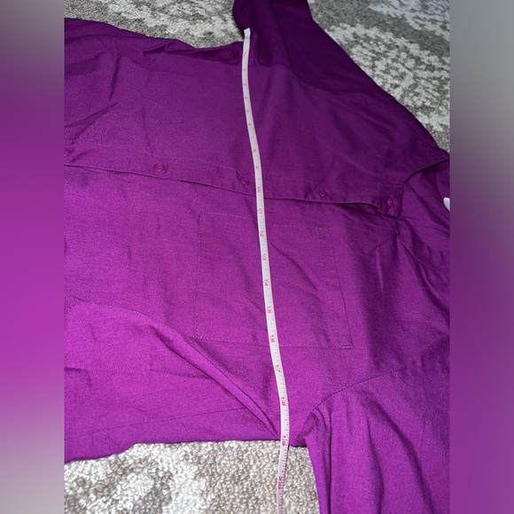 ⭐️Barco Uniforms, purple long sleeve scrub top, size Small. Great condition⭐️ - Picture 9 of 14